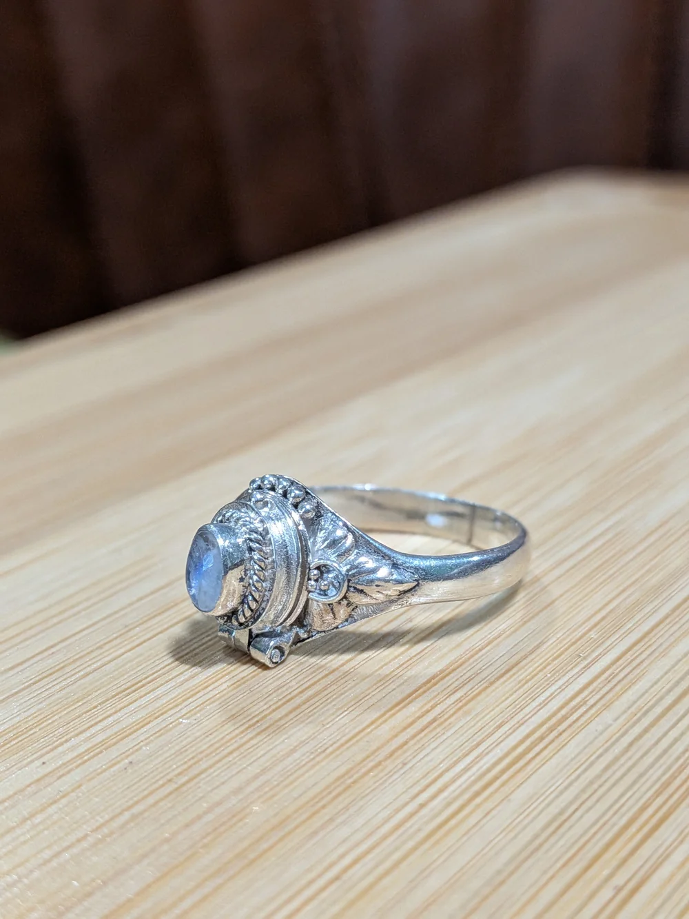 Sterling Silver Moonstone Oval Ring - Silver